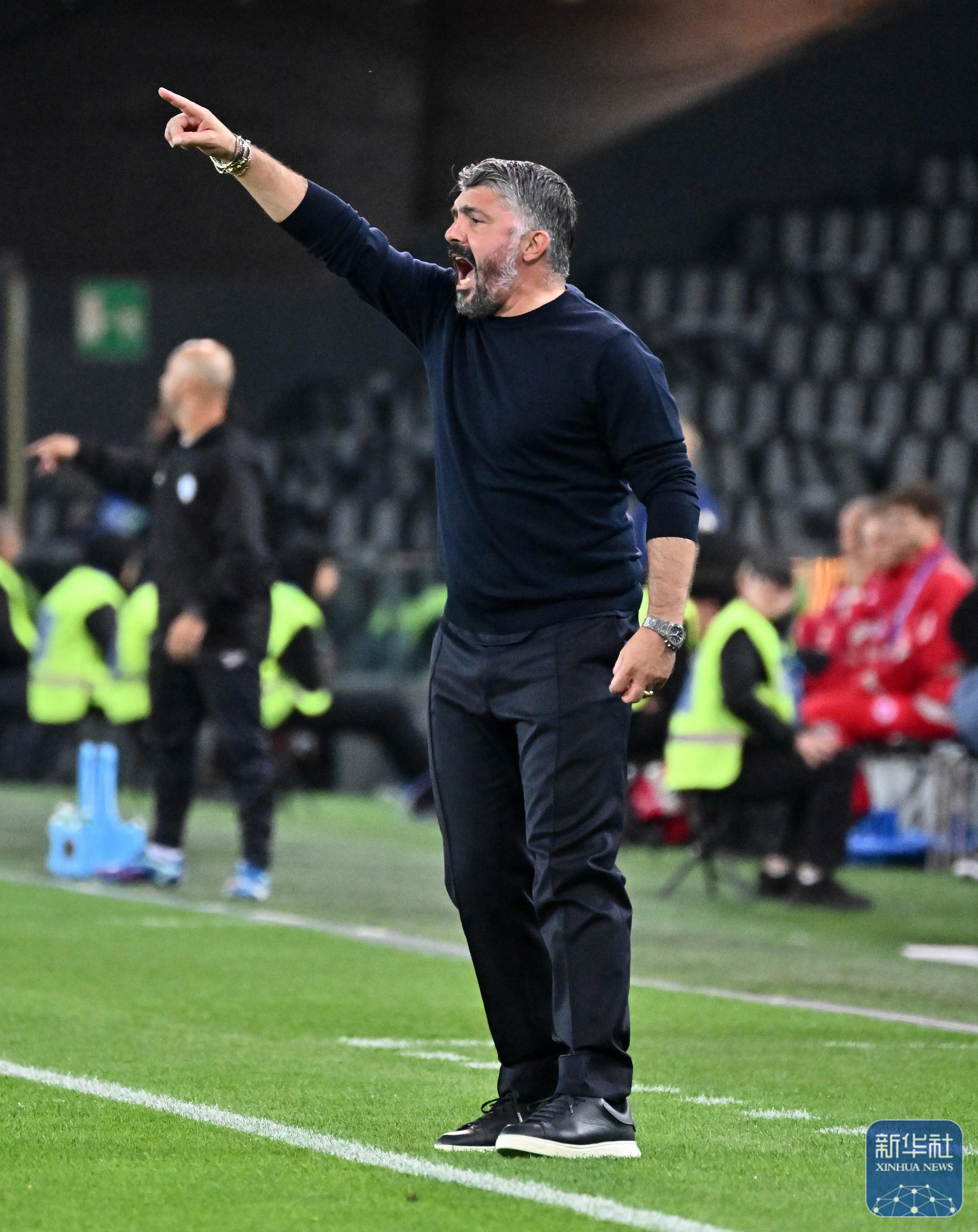 包含巴黎圣日耳曼迎意大利杯关键赛；今晚官宣签约；气氛紧张；纪律约束更严格的词条