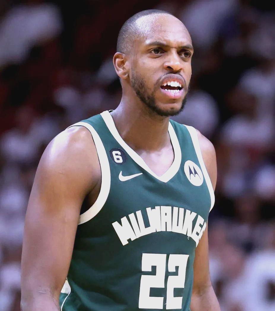 包含加时末段密尔沃基雄鹿备战NBA季后赛；绝杀压哨细节曝光；气氛紧张；细节决定成败的词条