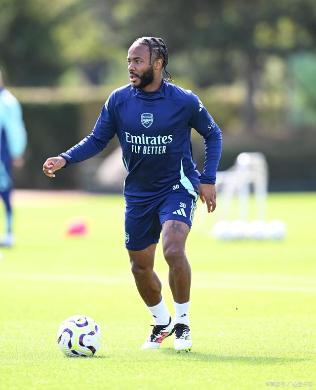 风云突变布莱顿窗口期更衣室发声风云突变尤文图斯今晨止住颓势，网友：风云突变曼联今晨更衣室发声